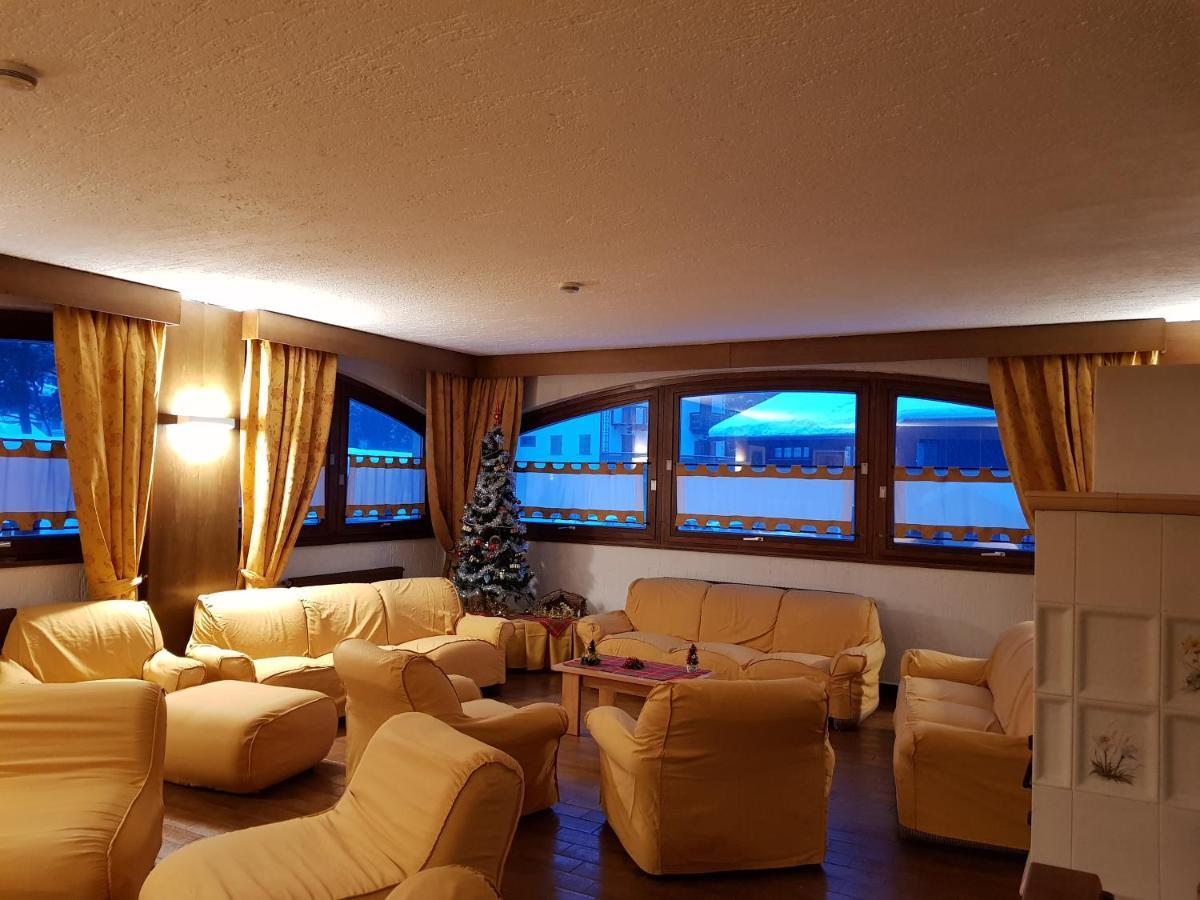 Hotel Alle Tre Baite Santa Caterina Valfurva Dış mekan fotoğraf