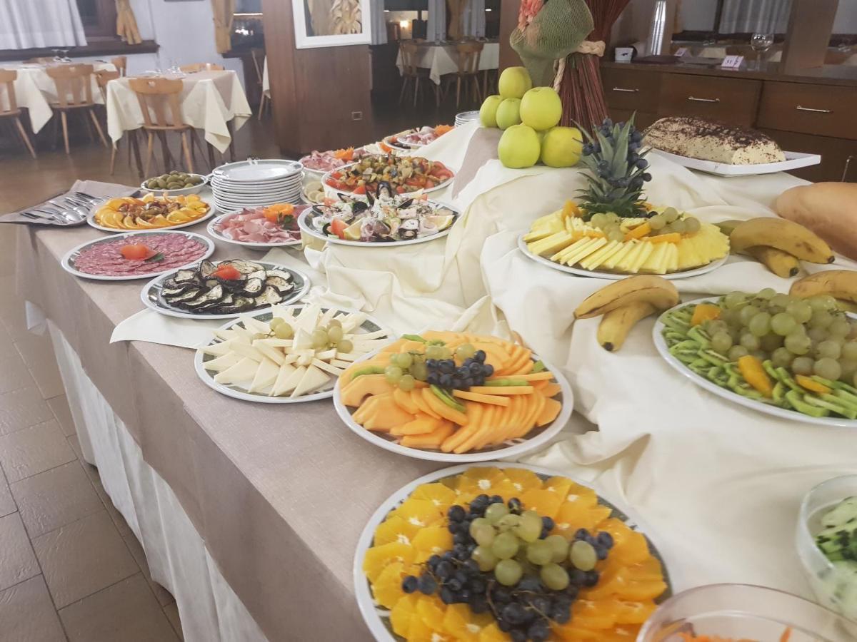 Hotel Alle Tre Baite Santa Caterina Valfurva Dış mekan fotoğraf
