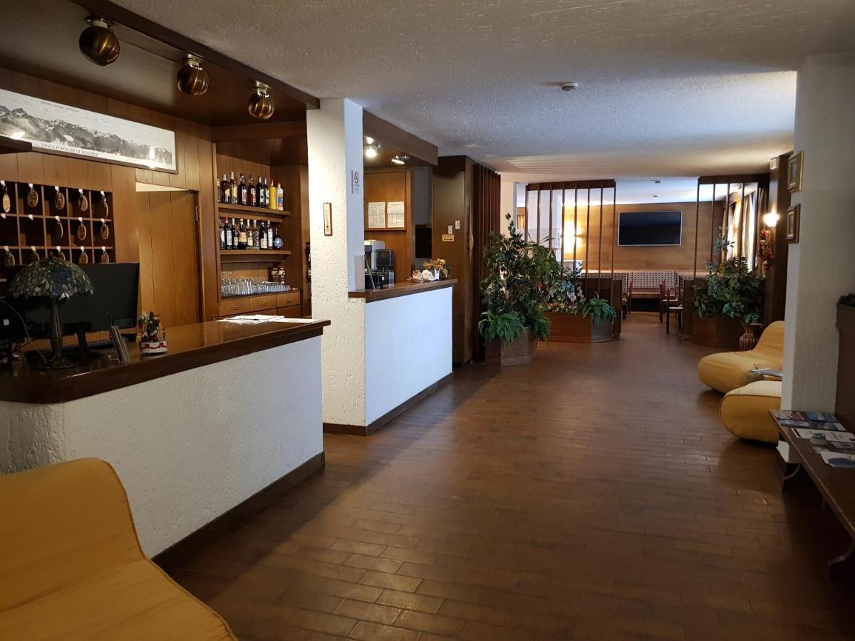 Hotel Alle Tre Baite Santa Caterina Valfurva Dış mekan fotoğraf