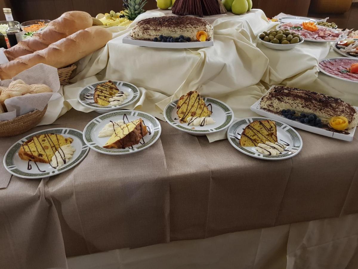 Hotel Alle Tre Baite Santa Caterina Valfurva Dış mekan fotoğraf