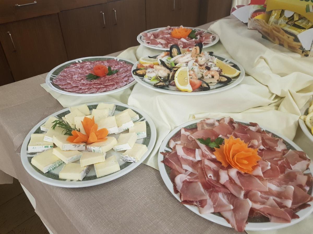 Hotel Alle Tre Baite Santa Caterina Valfurva Dış mekan fotoğraf