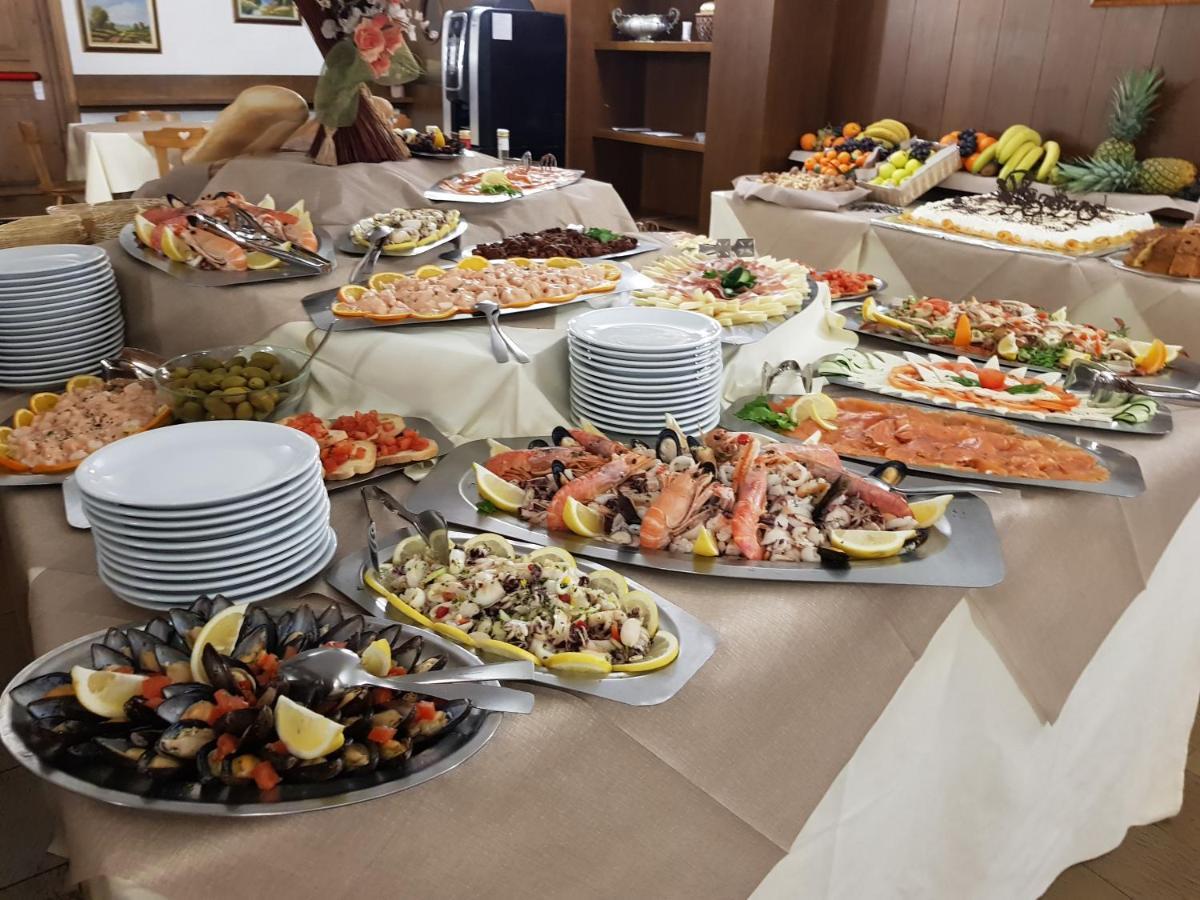 Hotel Alle Tre Baite Santa Caterina Valfurva Dış mekan fotoğraf